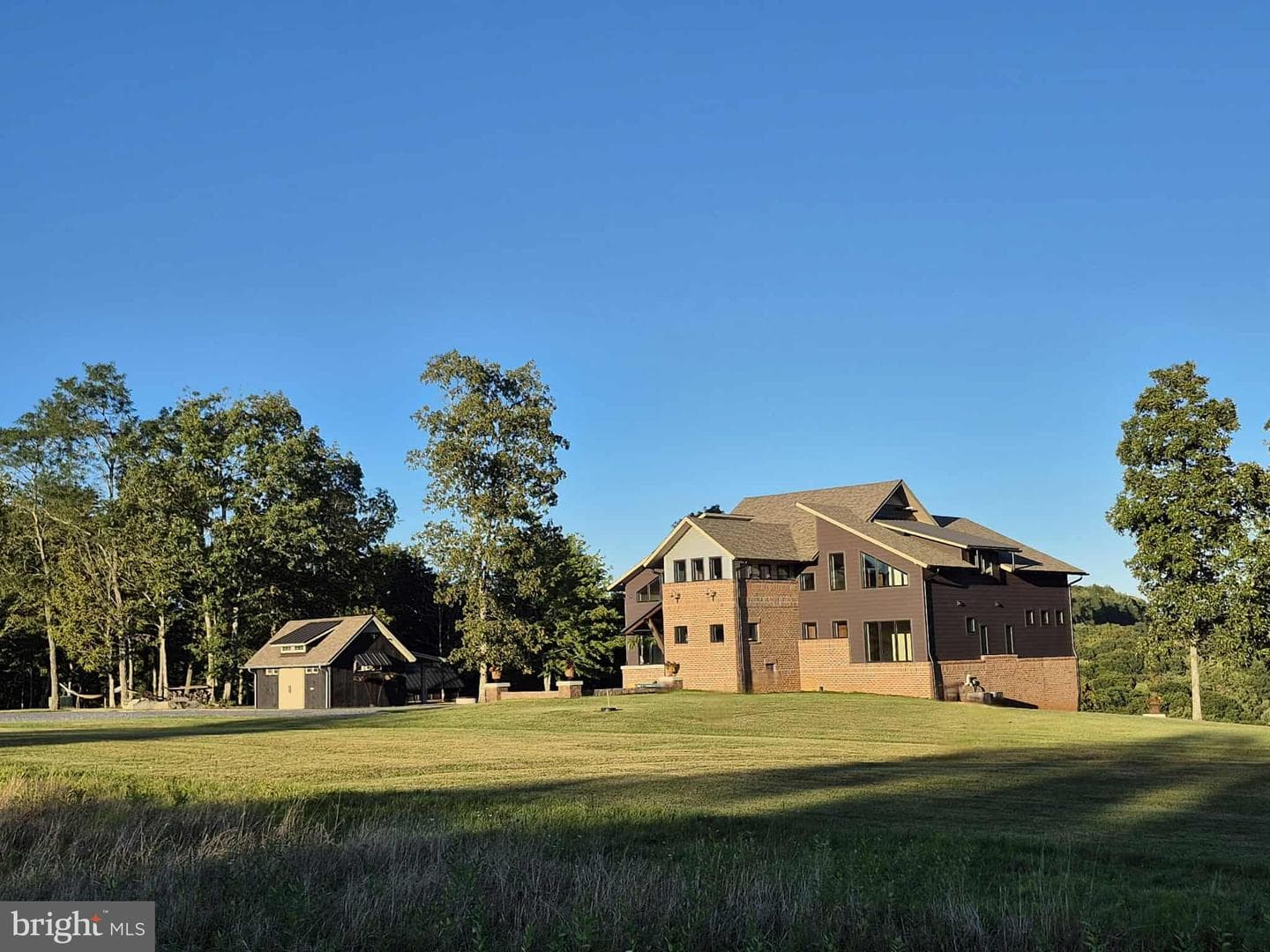 415 Nazelrod Road photo 14