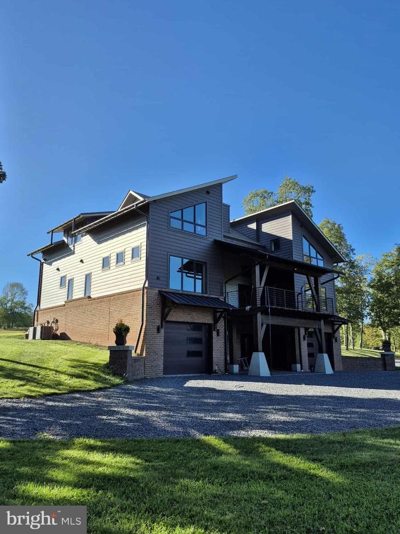 415 Nazelrod Road photo 15