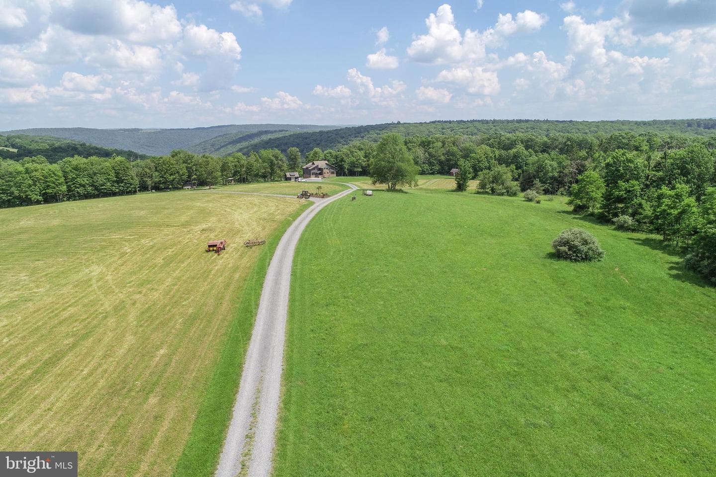 415 Nazelrod Road photo 46
