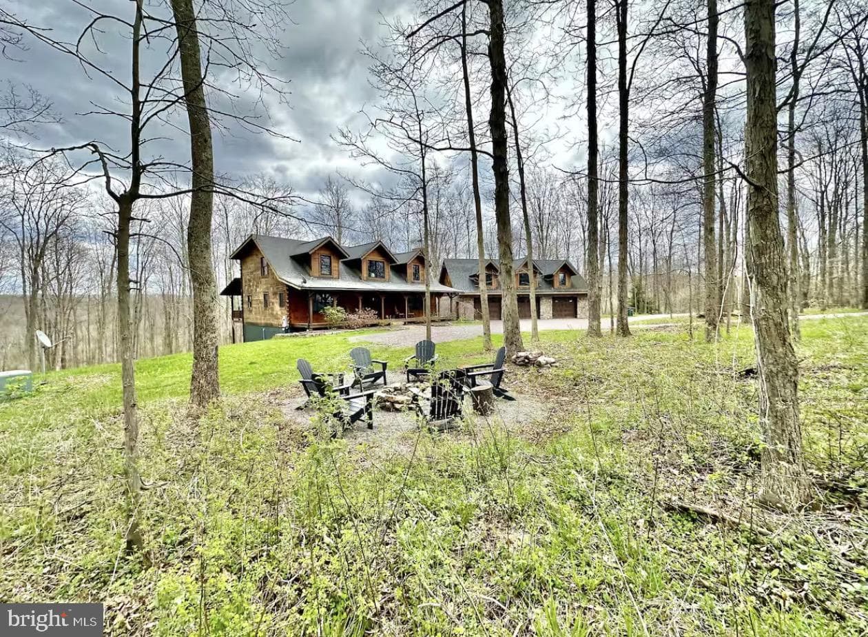 948 Legeer Road photo 1