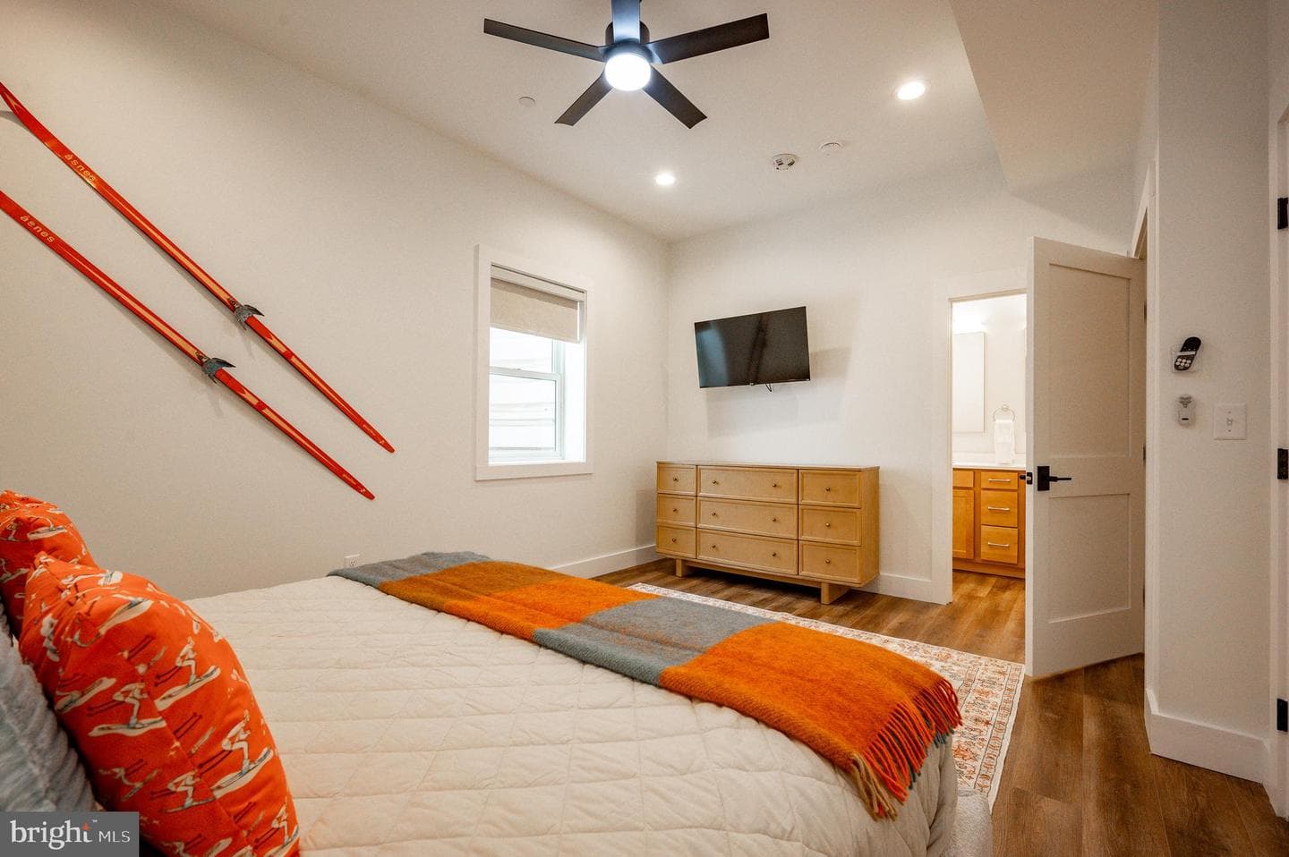 49 Greenstone Way photo 32