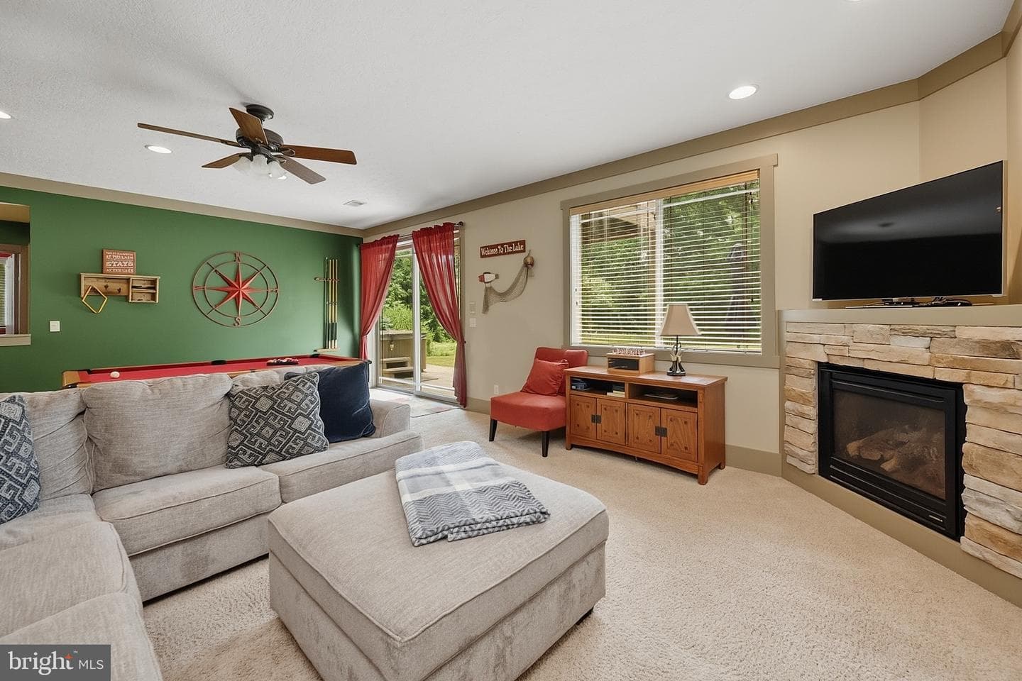 110 Northlake Drive photo 15