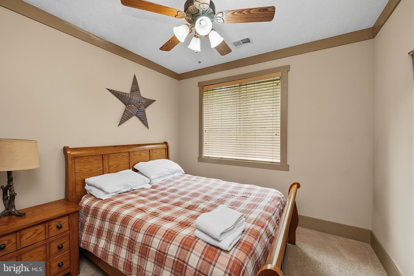 110 Northlake Drive photo 31