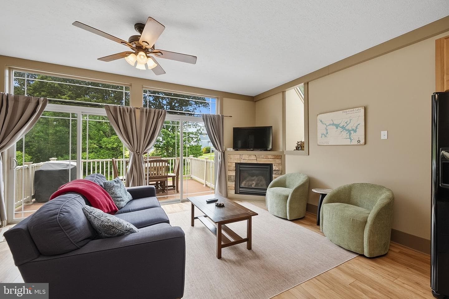 110 Northlake Drive photo 46