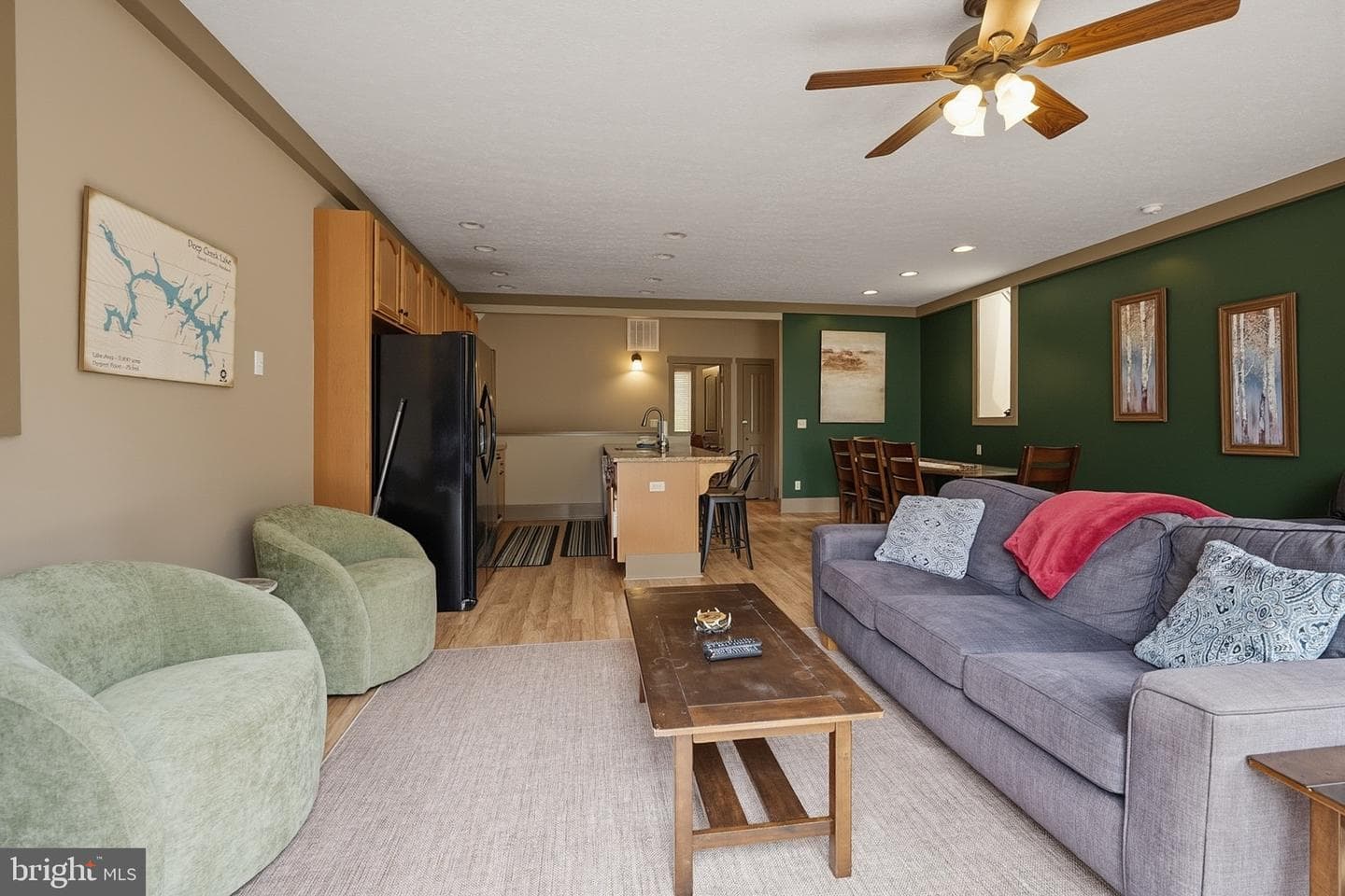 110 Northlake Drive photo 48