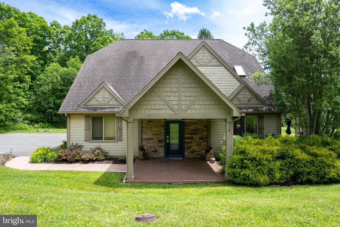 110 Northlake Drive photo 65