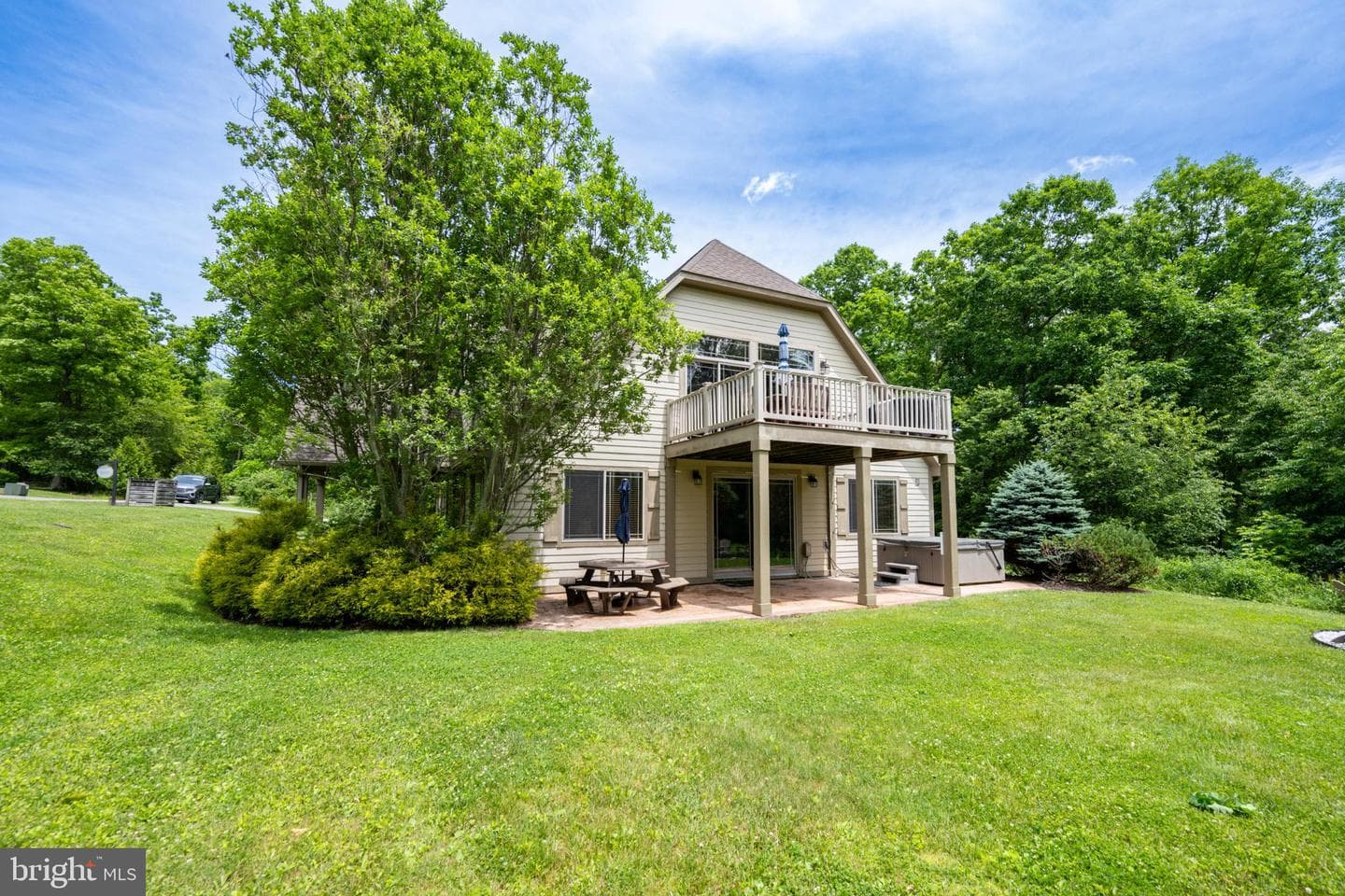 110 Northlake Drive photo 66