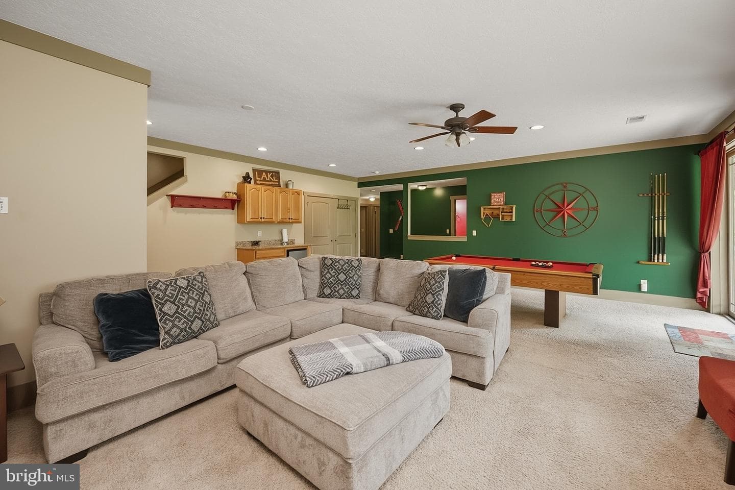 110 Northlake Drive photo 8