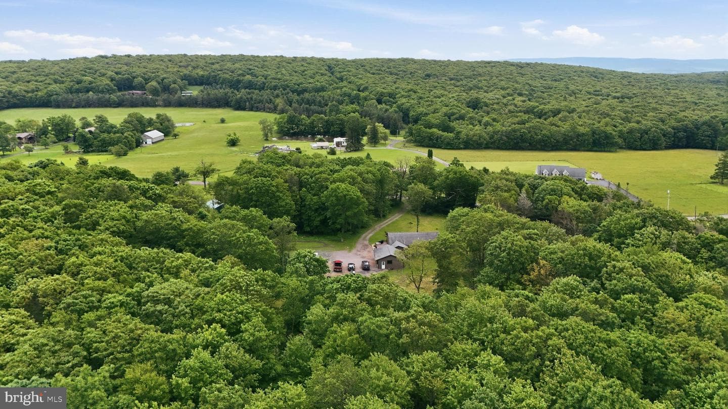 711 Sampson Rock Road, Frostburg