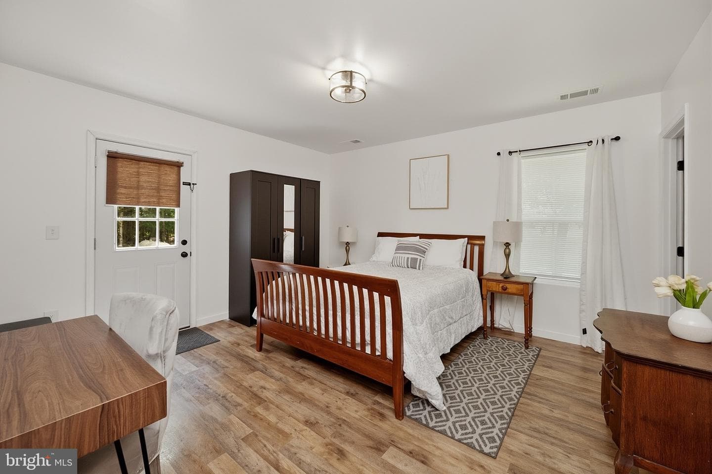 943 Paradise Heights photo 17