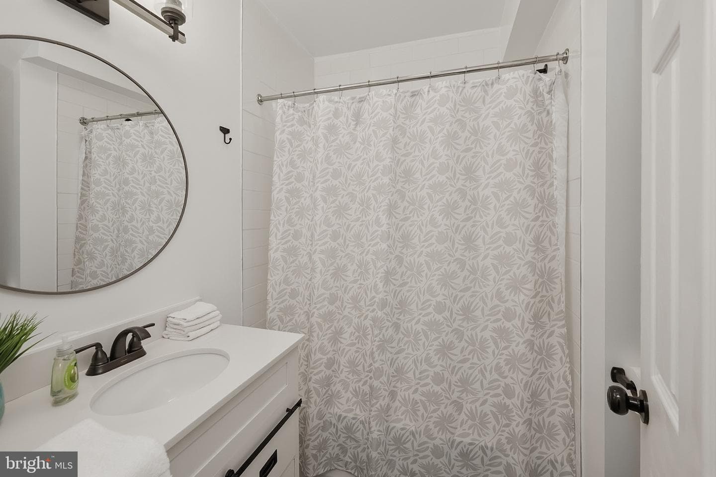 943 Paradise Heights photo 20