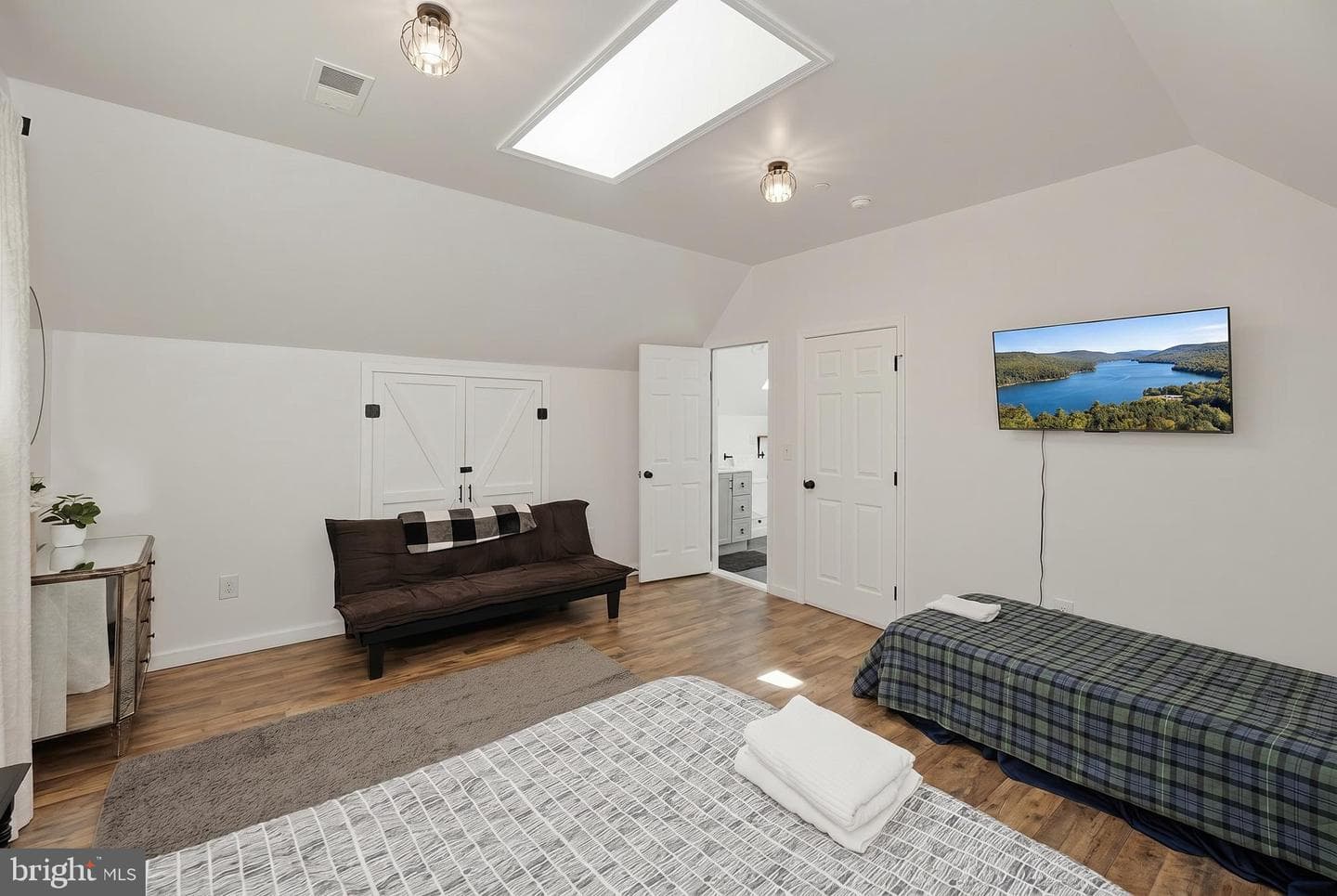 943 Paradise Heights photo 42