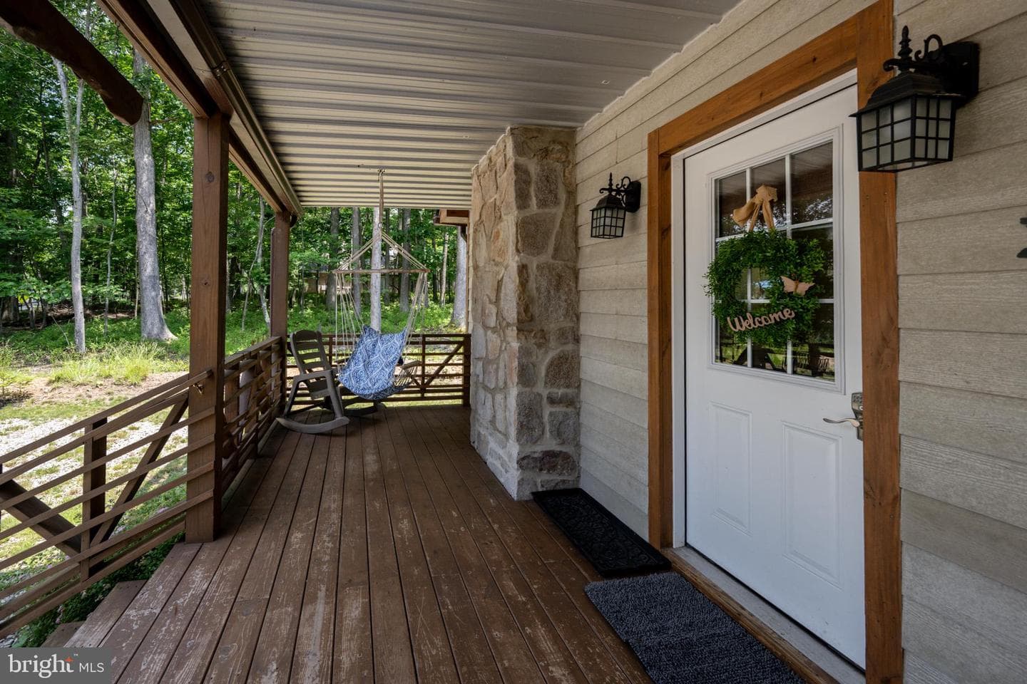 943 Paradise Heights photo 5