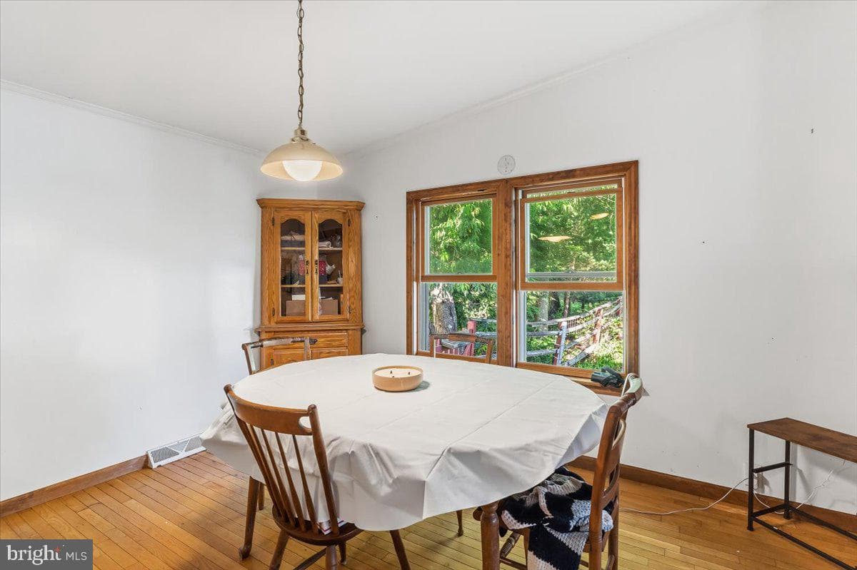 2988 Fairview Road photo 13