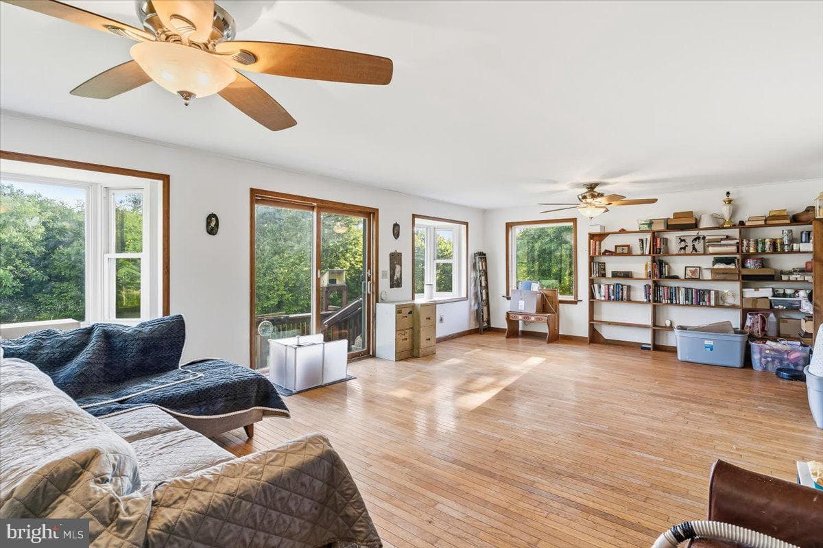 2988 Fairview Road photo 18