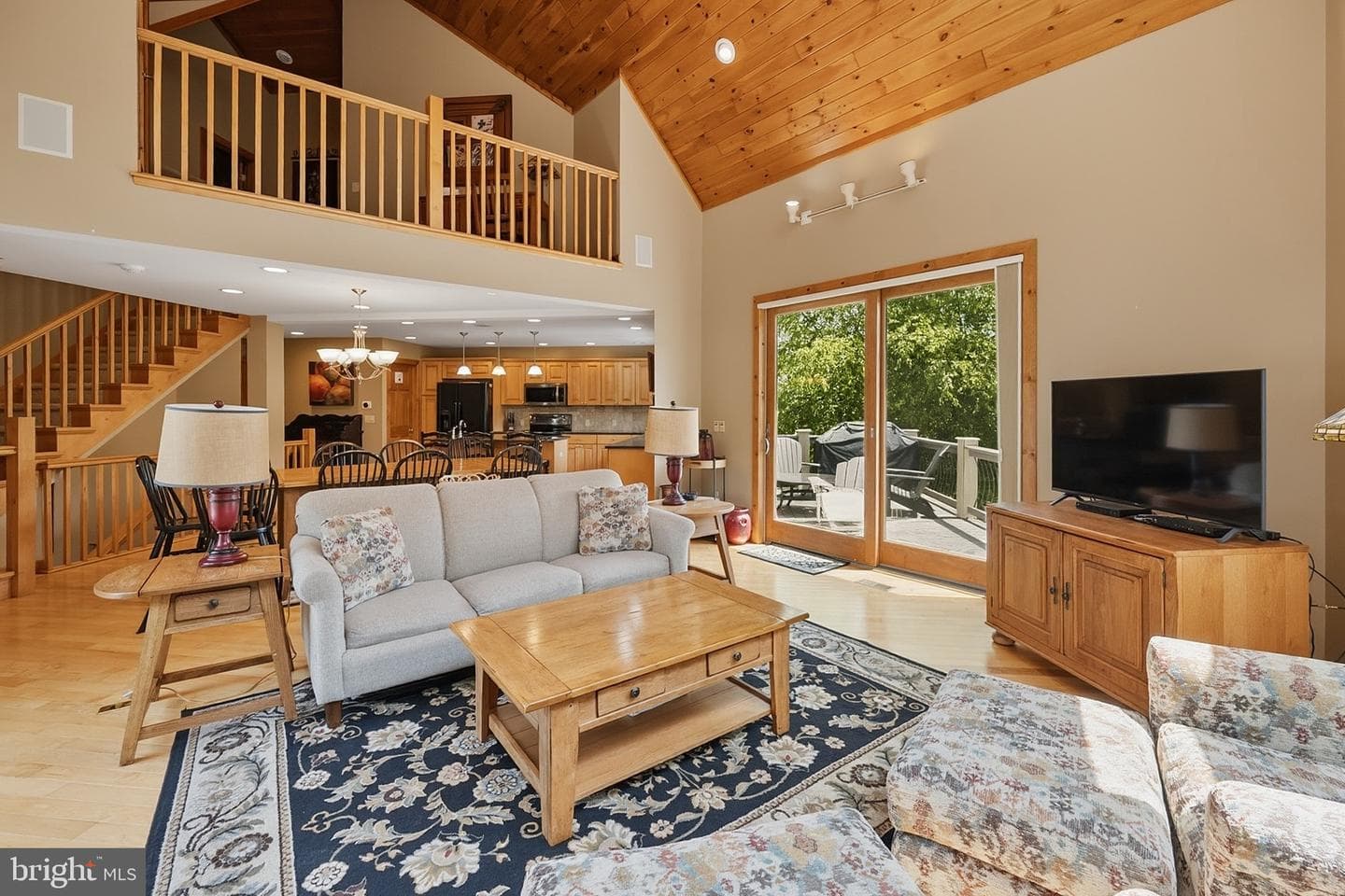 250 Lake Pointe Drive photo 10