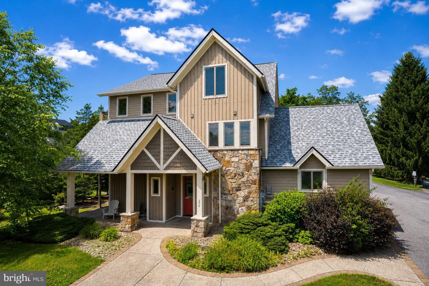 250 Lake Pointe Drive photo 110