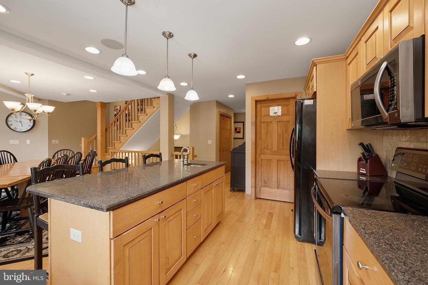 250 Lake Pointe Drive photo 19