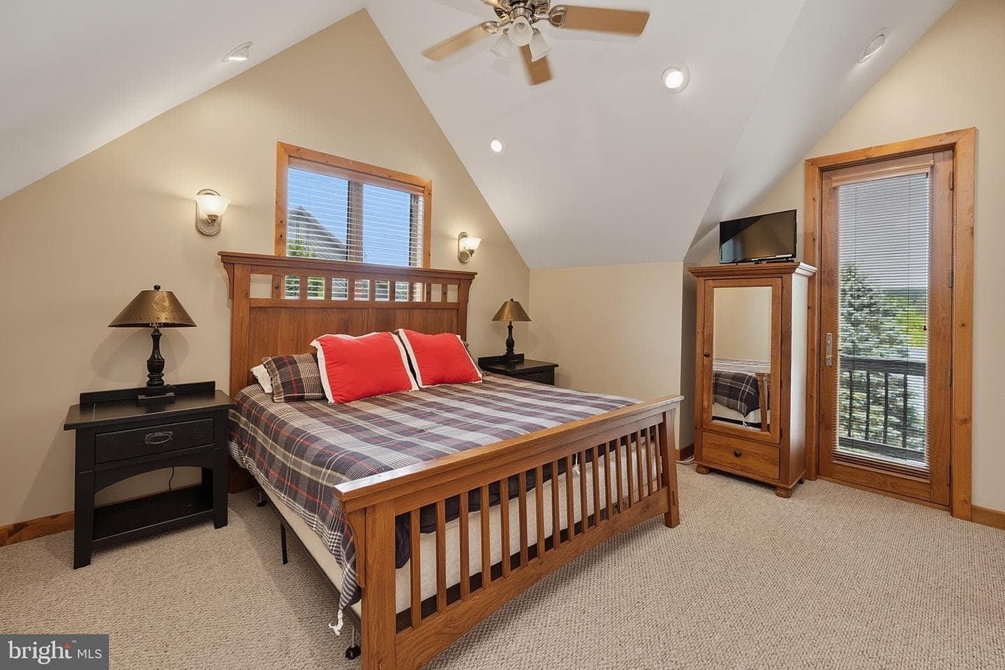 250 Lake Pointe Drive photo 33