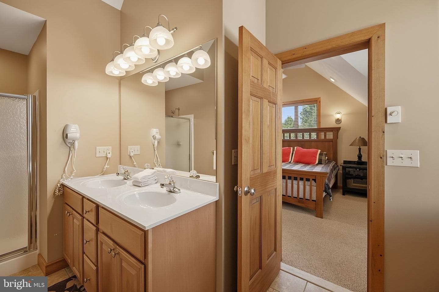 250 Lake Pointe Drive photo 37