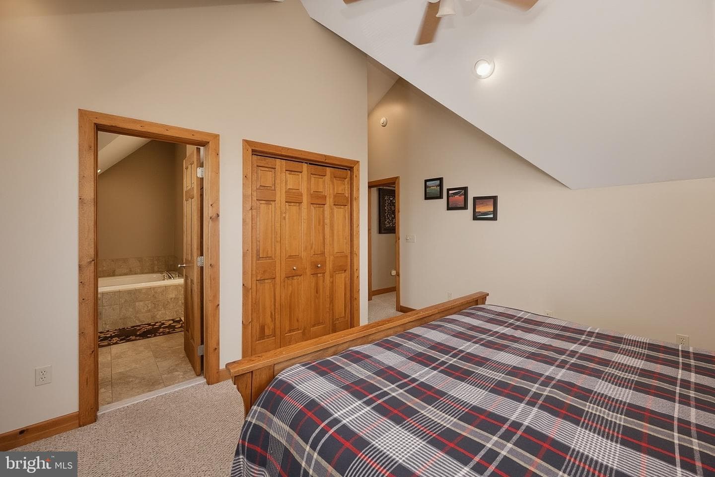250 Lake Pointe Drive photo 39