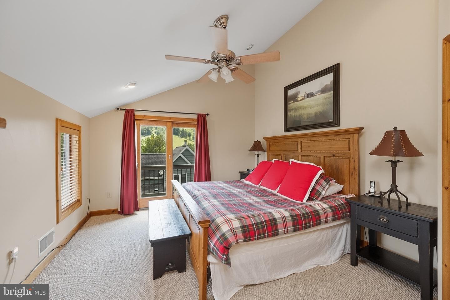250 Lake Pointe Drive photo 41