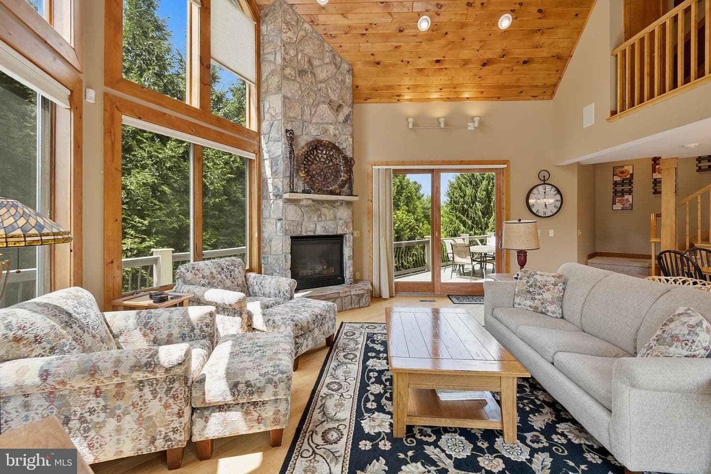 250 Lake Pointe Drive photo 7