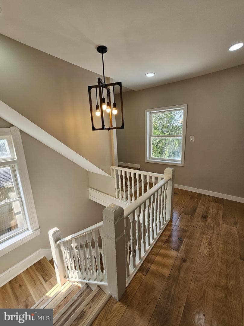 112 E Pennington Street photo 50