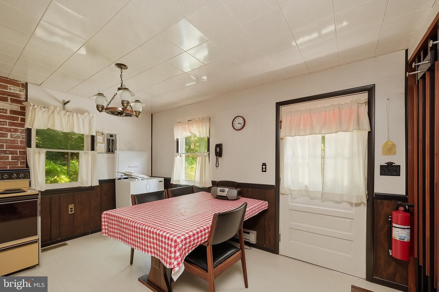 639 Hemlock Road photo 20