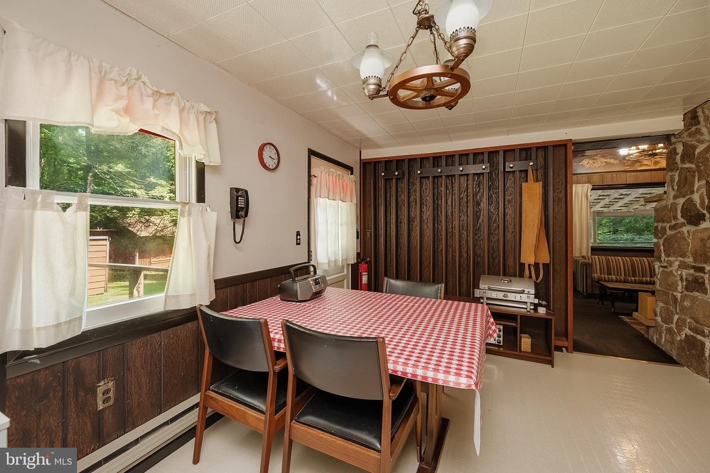 639 Hemlock Road photo 22