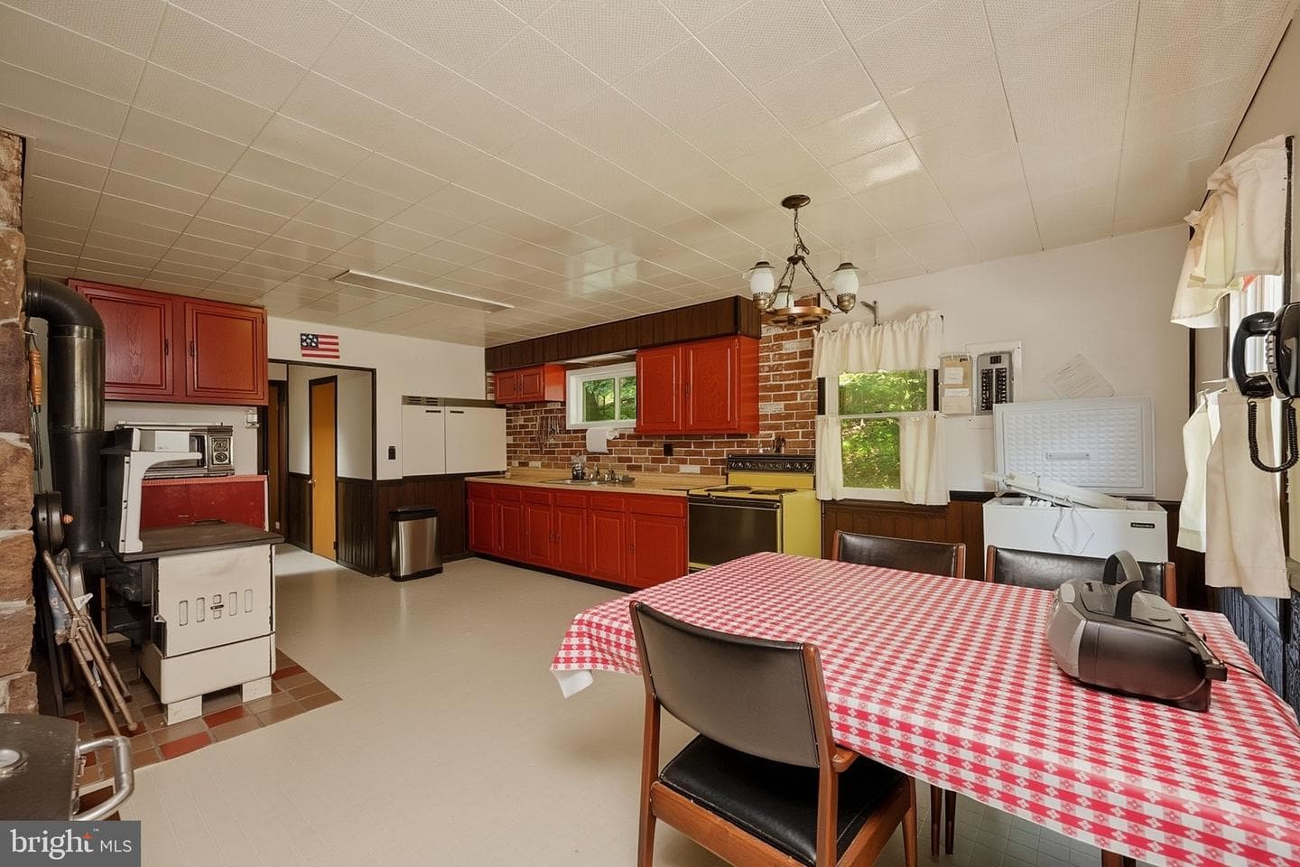 639 Hemlock Road photo 24