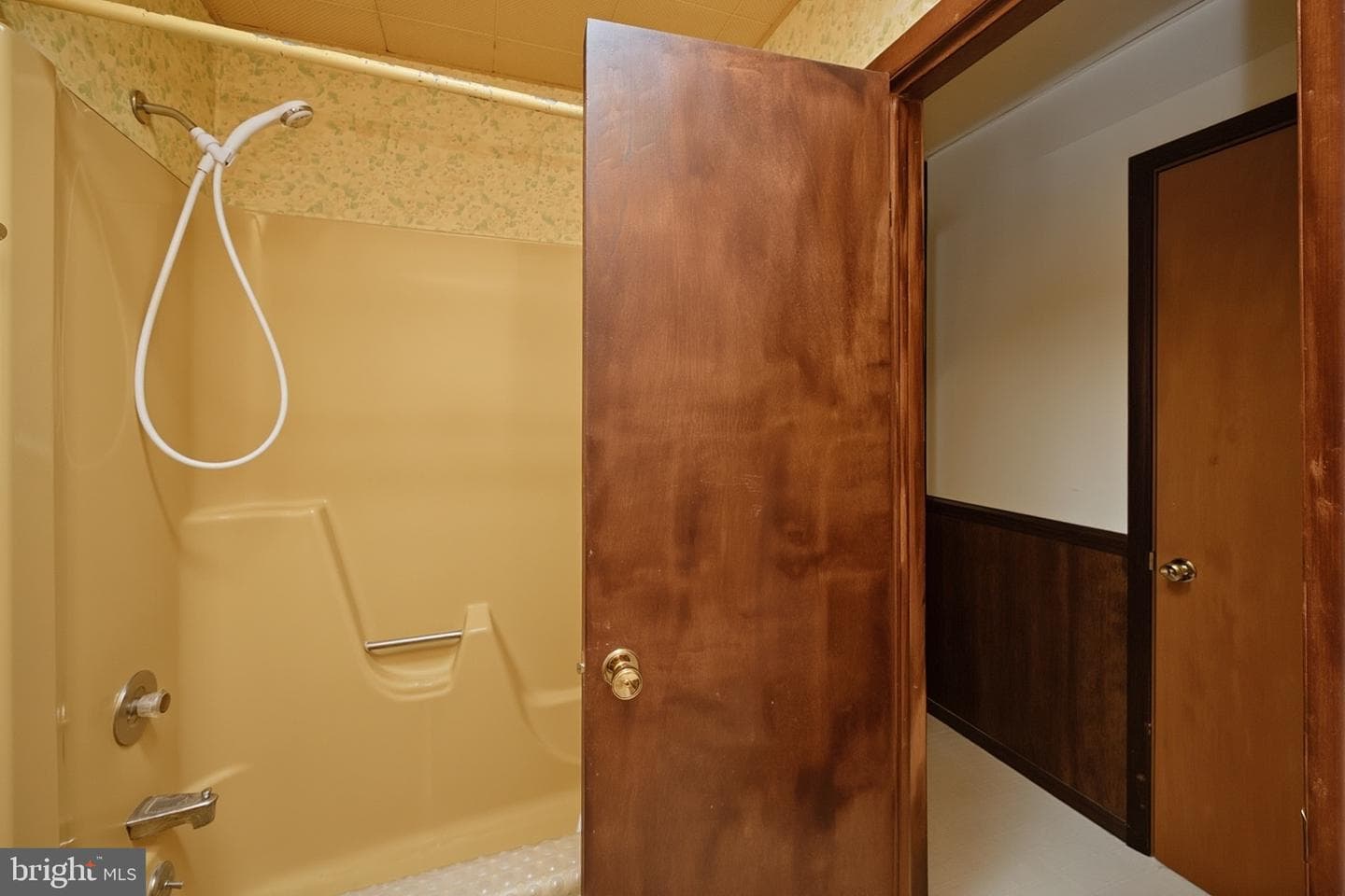 639 Hemlock Road photo 33