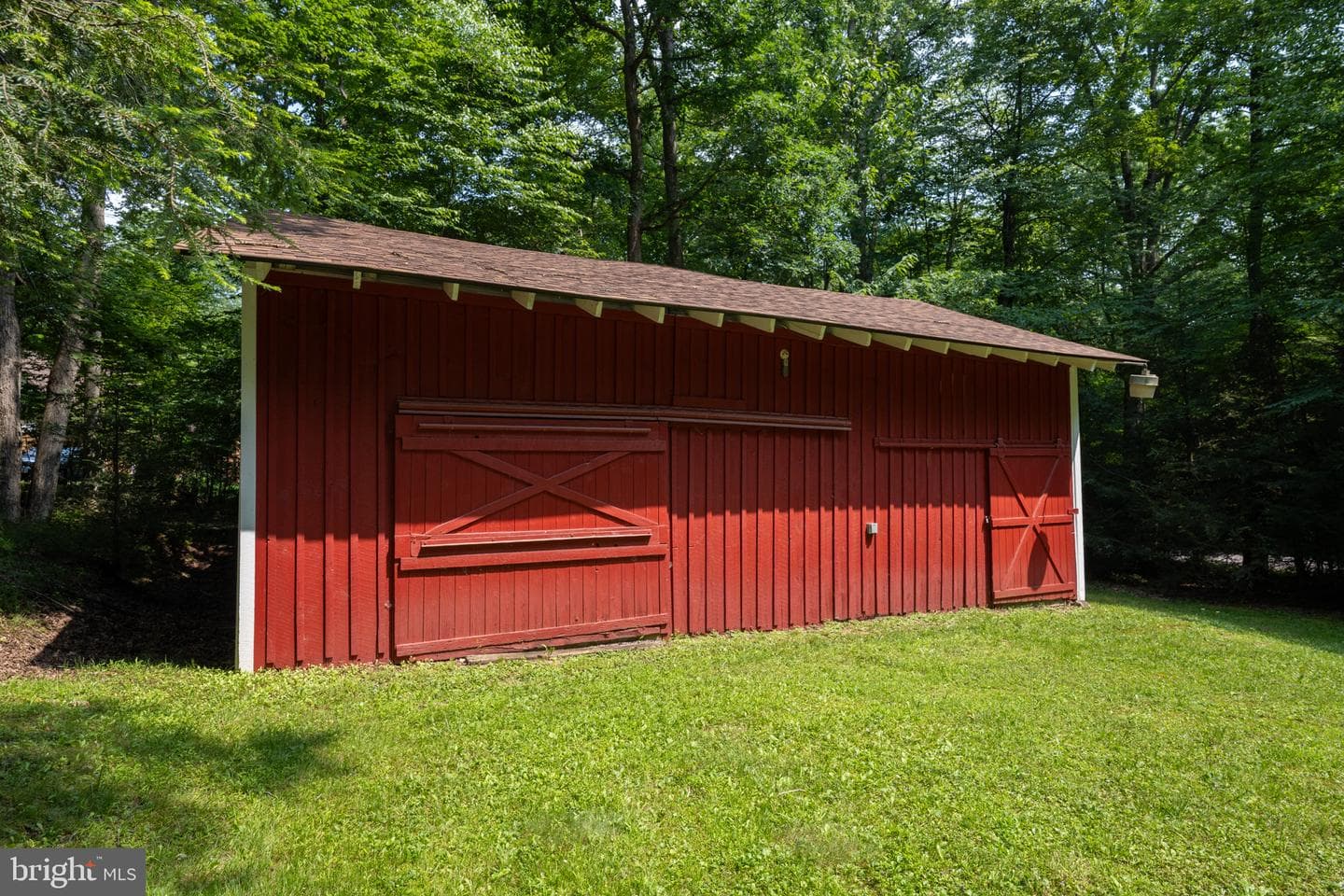 639 Hemlock Road photo 55