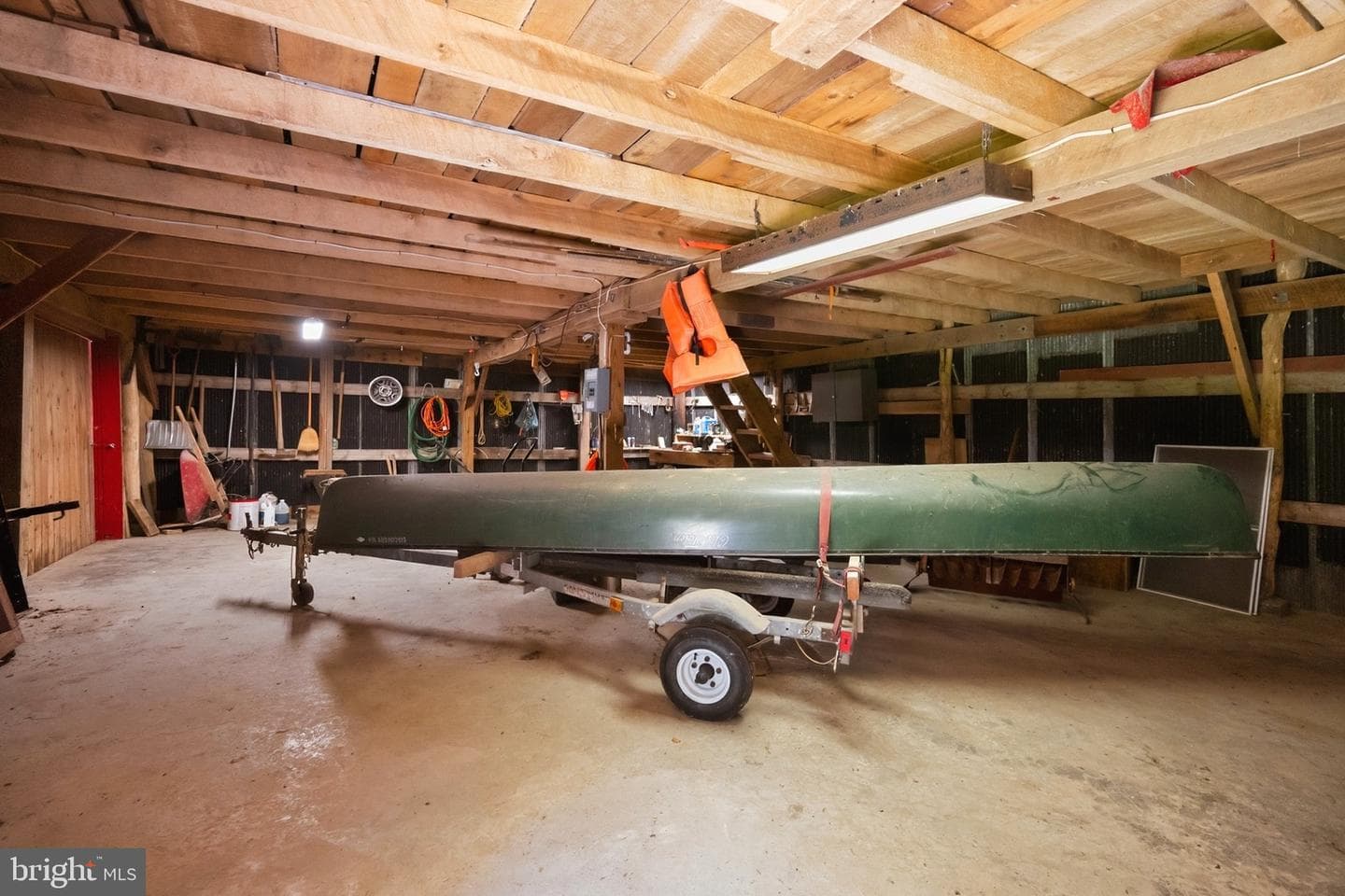 639 Hemlock Road photo 57