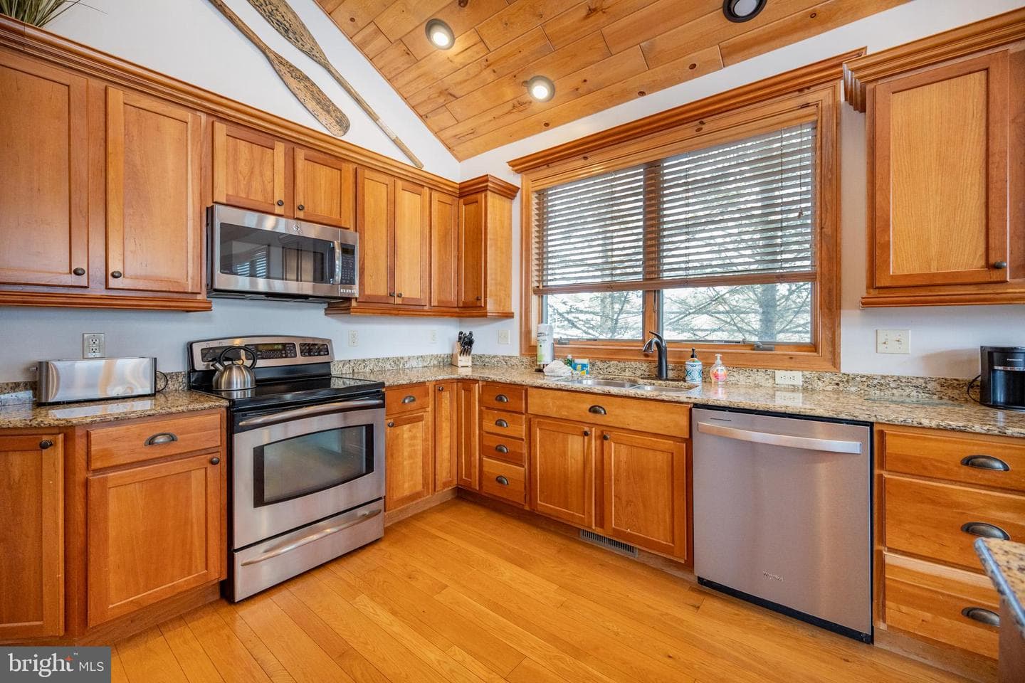 6 Walton Way photo 20