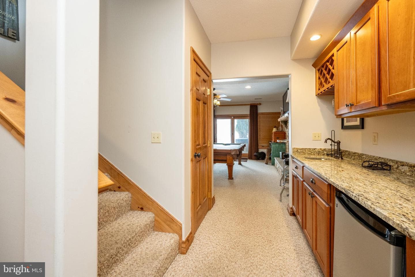6 Walton Way photo 43
