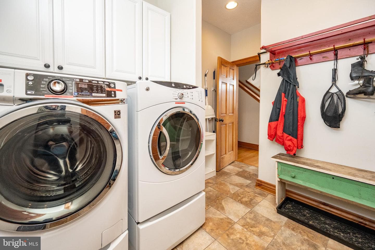 6 Walton Way photo 55
