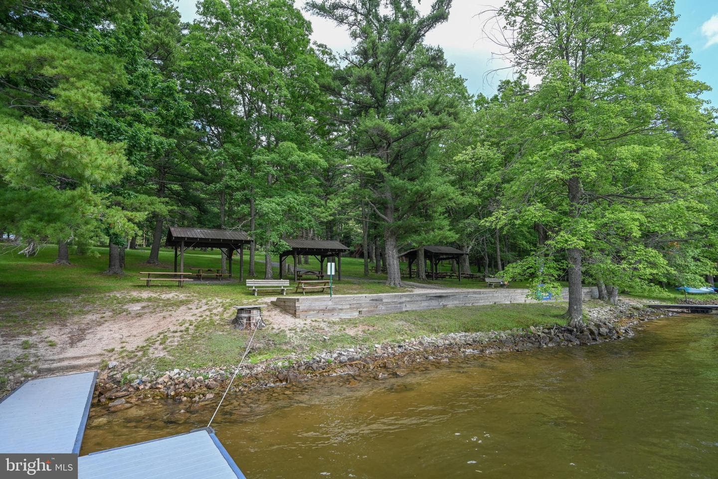 527 Deer Run Lane photo 102