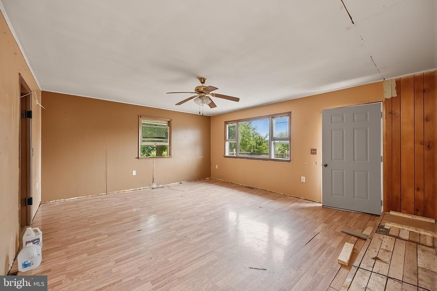 828 Lee Road photo 14