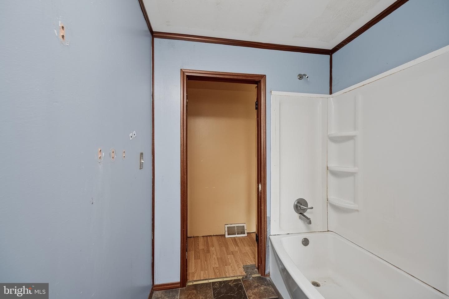 828 Lee Road photo 15