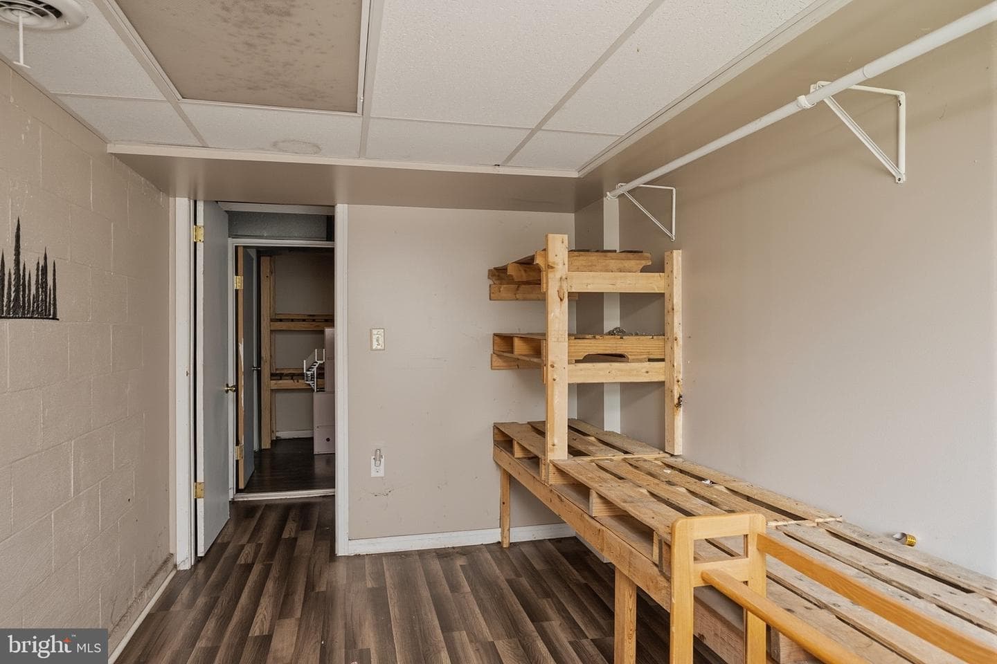 828 Lee Road photo 30