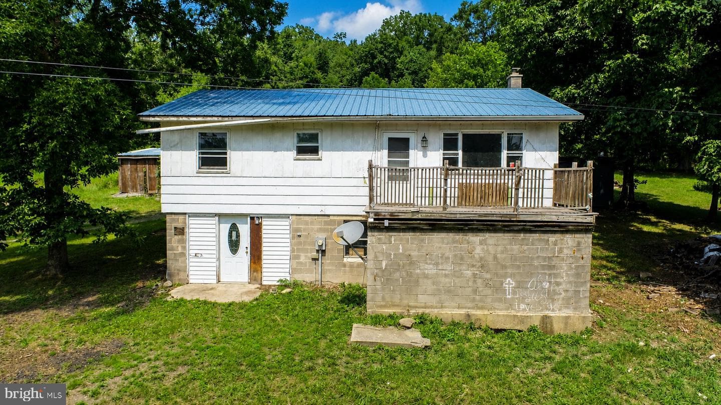 828 Lee Road photo 35
