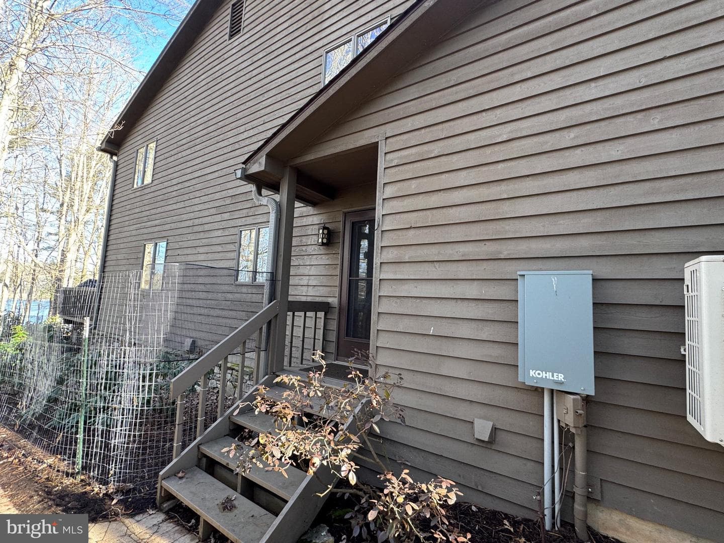 255 Thornberry Road photo 101