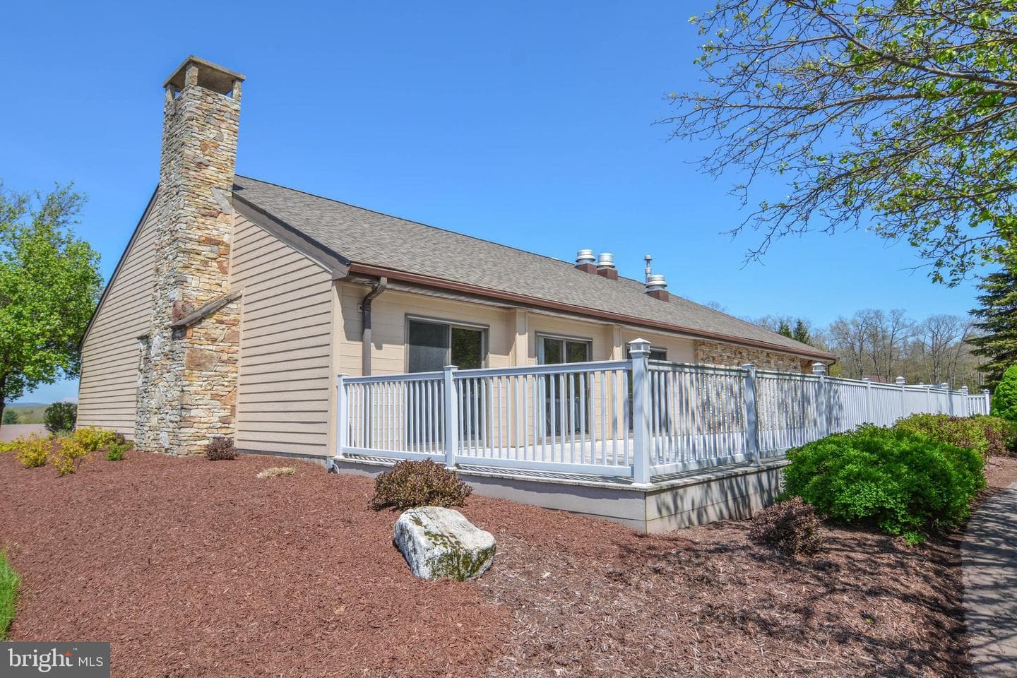 255 Thornberry Road photo 106