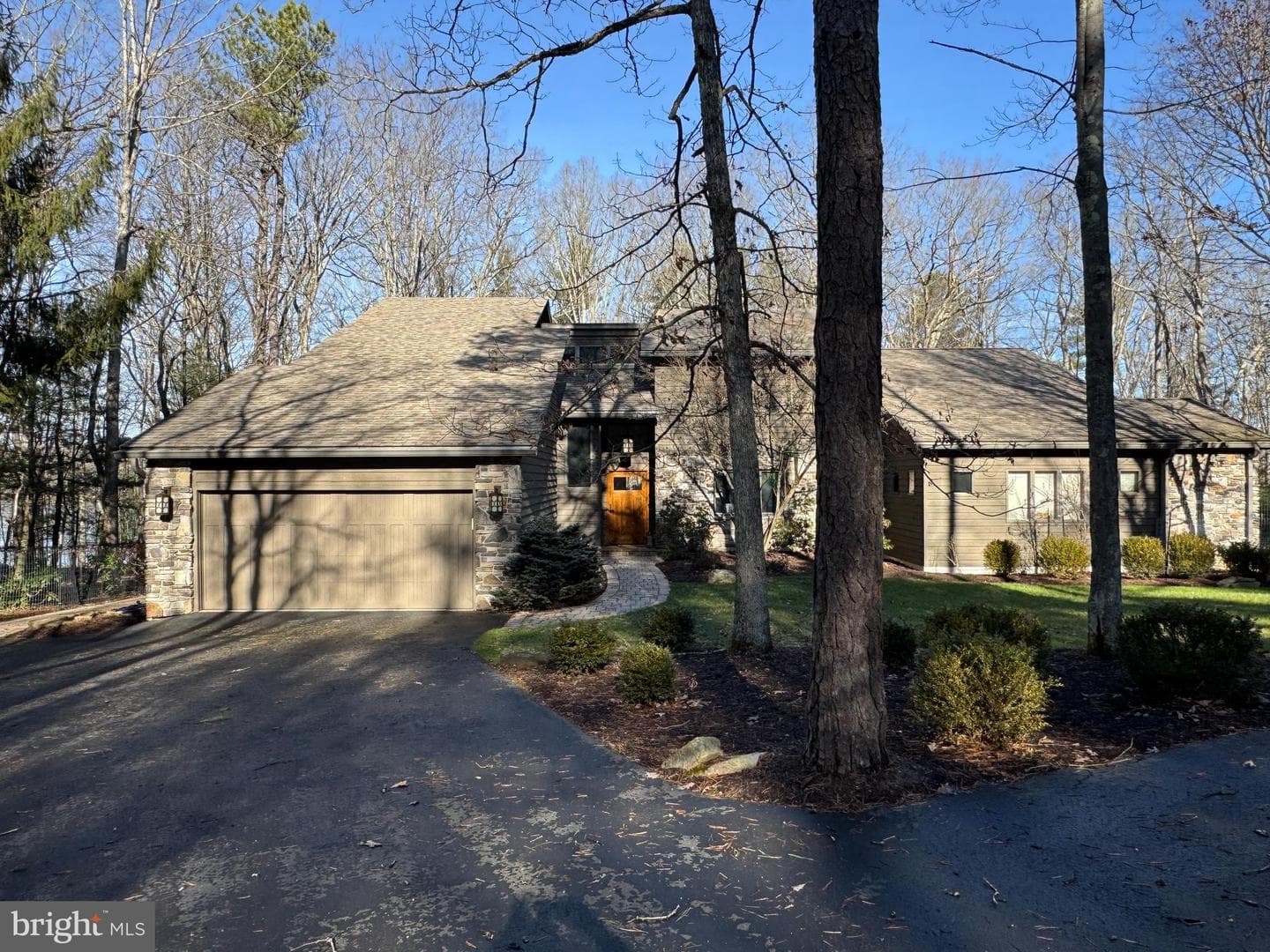 255 Thornberry Road photo 4
