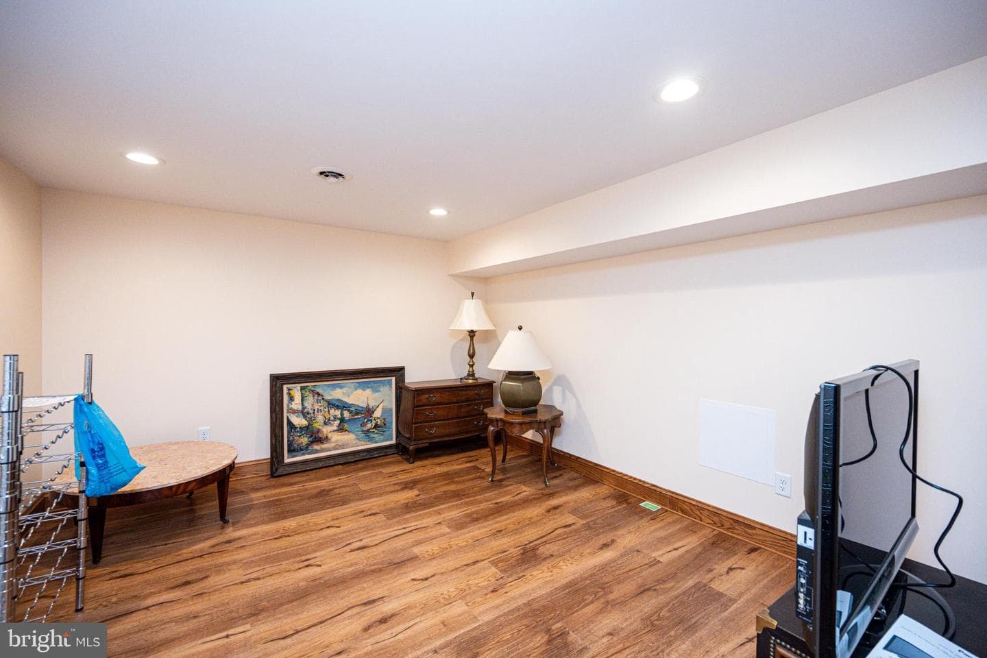 255 Thornberry Road photo 87