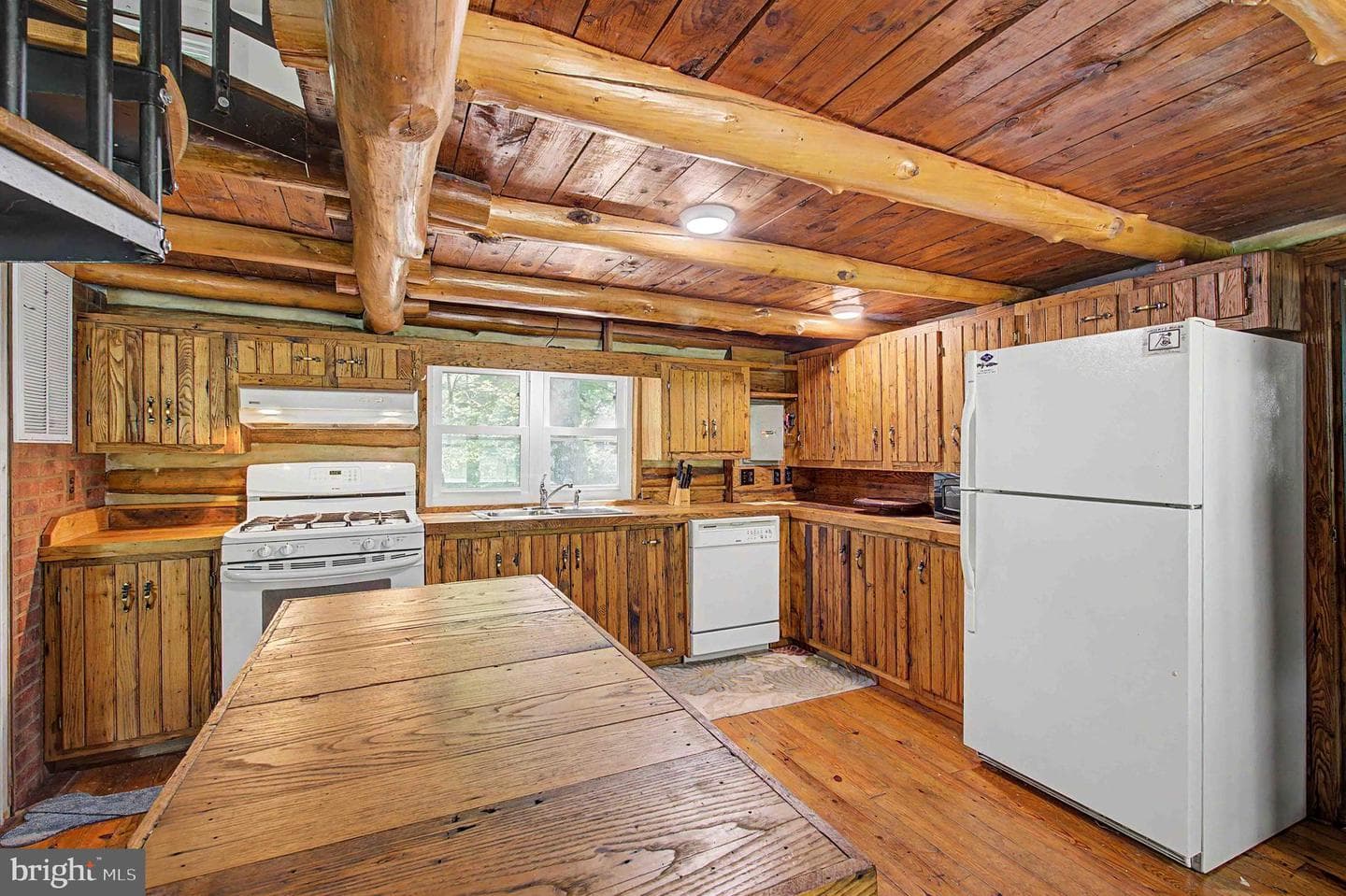 516 Bear Creek Road photo 8