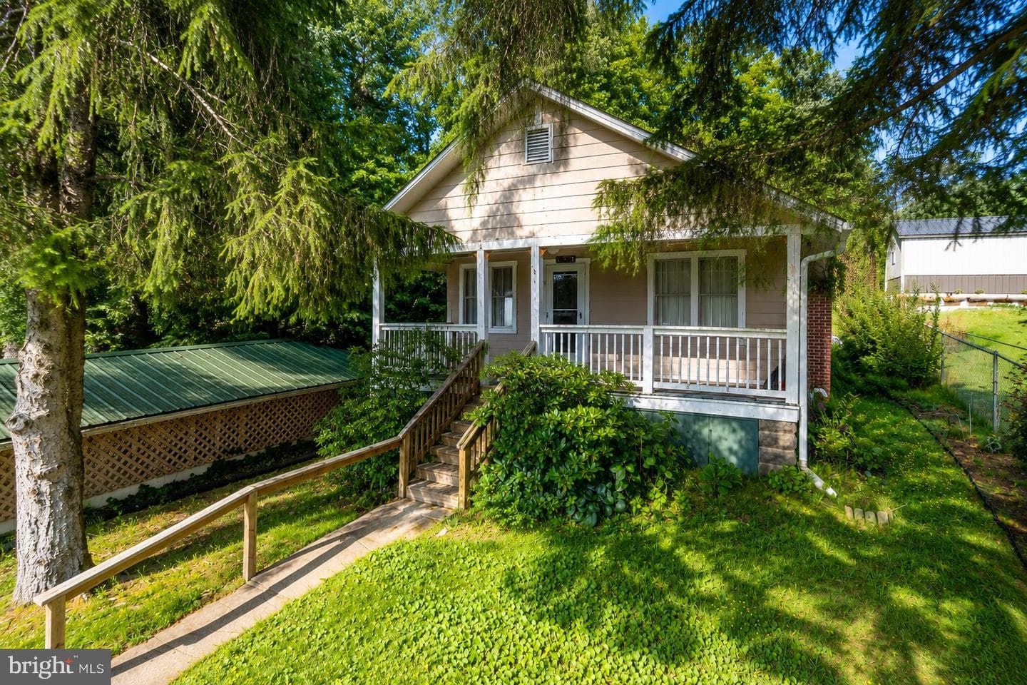 509 E Street, Mountain Lake Park