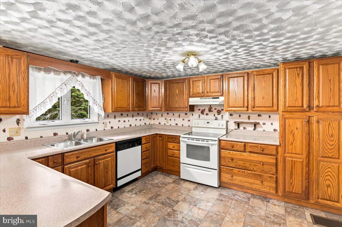 10627 New Germany Road photo 15