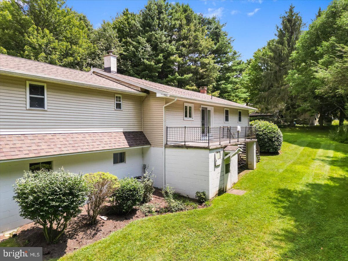 10627 New Germany Road photo 2